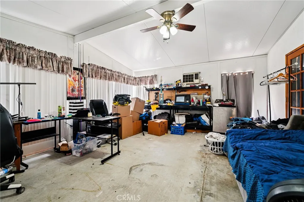 1925 S Starfire, Corona, California 92879 home-pic-26